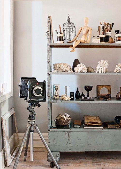 Vintage-shelf-and-vintage-camera-for-vintage-floor-lamp-very-decorative-and-inspirational