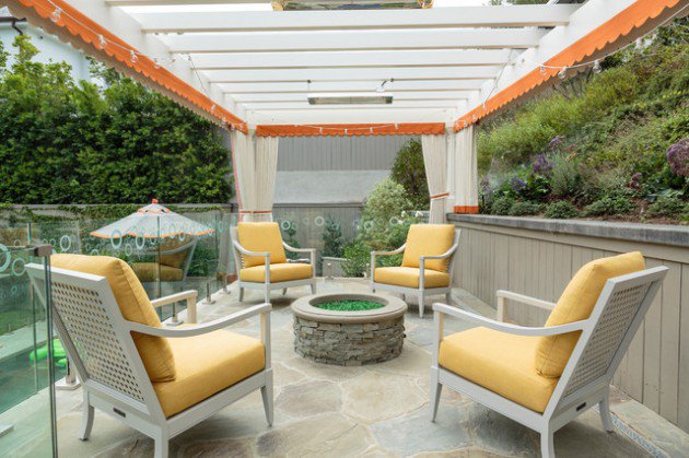 18-Charming-Traditional-Patio-Designs-You-Will-Fall-In-Love-With-17-630x419