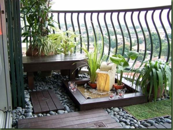 30-Ways-to-Decorate-Your-Small-Balcony-Into-an-Oasis-of-Relaxation-homesthetics-decor-ideas-1