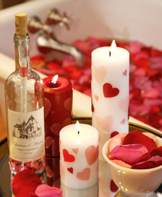 Romantic-Candles-For-Valentine’s-Day