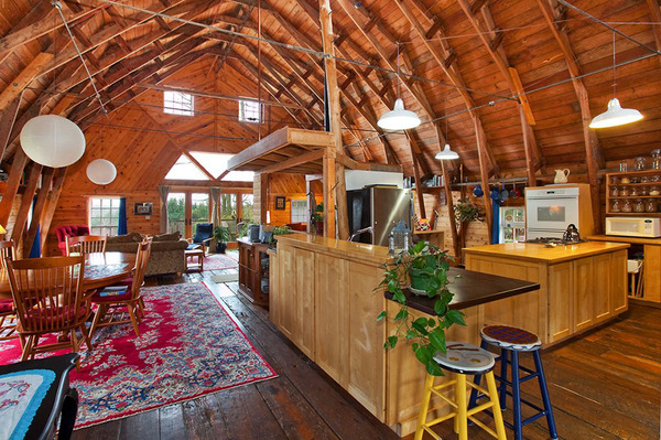 barn-style-house-bainbridge-2-thumb