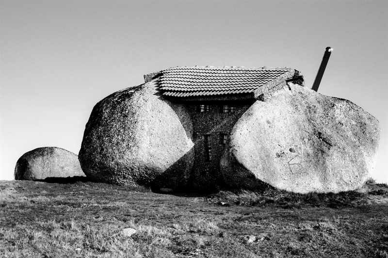 casa-entre-las-rocas-de-fafe-casa-do-penedo