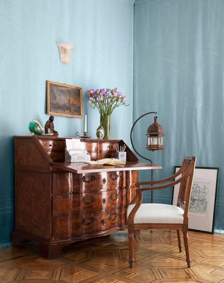 italian-marquetry-desk