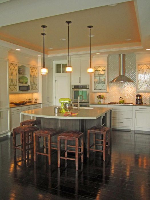 45_kitchen_splashes_hgtv_19