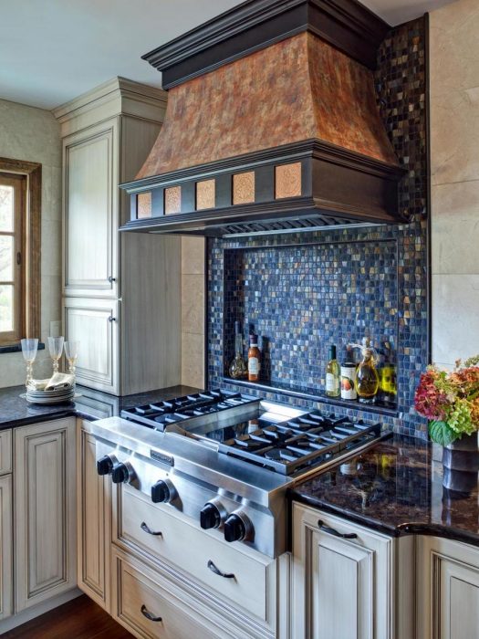 45_kitchen_splashes_hgtv_21