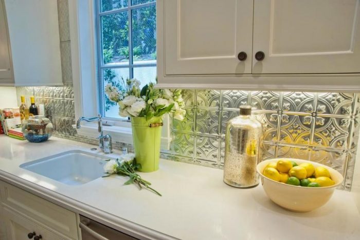 45_kitchen_splashes_hgtv_9