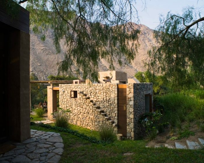 marina-vella-arquitectos-chontay-house-lima-peru-designboom-11