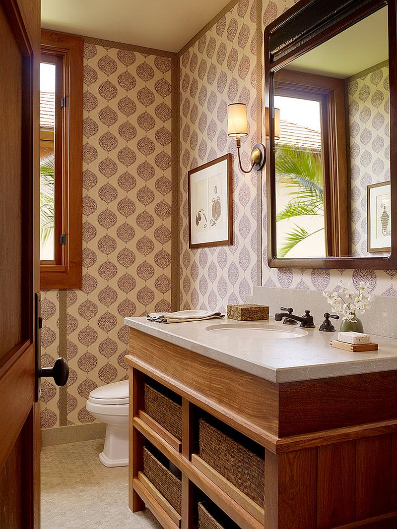 Another-beuatiful-tropical-bathroom-where-wallpaper-sets-the-mood